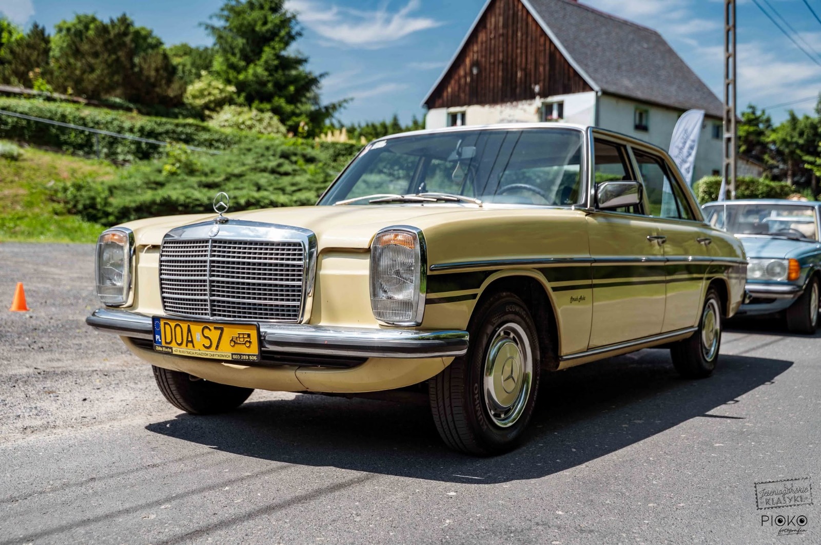 Mercedes W115 - 2.3 Benzyna - 1975 rok